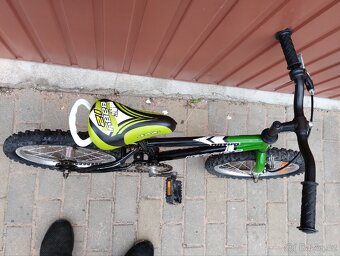 Dětské kolo od 3 let + helma - 3