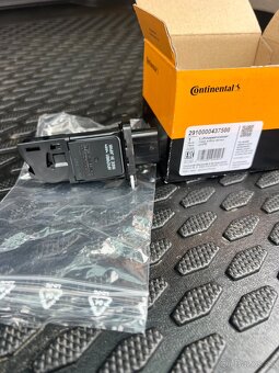 Váha vzduchu Continental BMW f11/f10/f01/x5/x6. - 3