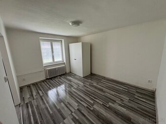 Dlouhodobý pronájem bytu 1+1, 29m², Ostrava-Zábřeh - 3