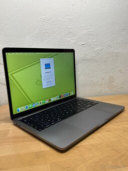 MacBook Pro 2020/16GB RAM/Intel i5/512GB SSD/Záruka - 3