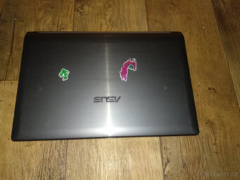 Prodám notebook Asus N53S na díly - 3