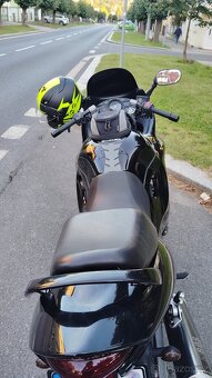Suzuki GSX-F 750 2004 v tp25kw - 3
