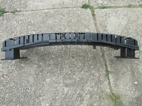 Hyundai í10 od 2013 Výztuha předního nárazníku - 3