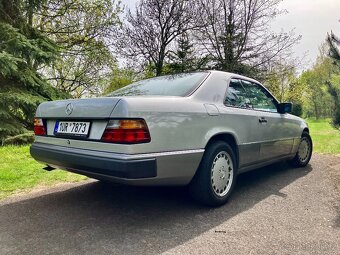 Prodám Mercedes-Benz E 230 CE - 3