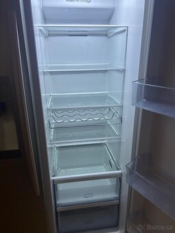 Prodám americkou lednici Hisense - 3