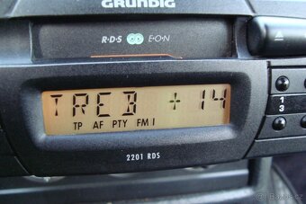 Retro autorádio Grundig - 3