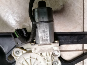 Stahovačka MB E 211 - 3