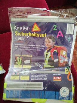 Reflexni vesta, pasky, nálepky - 8 dilu - 3