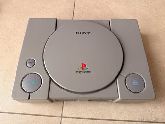 Playstation 1 scph-7002 chip, PAL,NTSC - 3