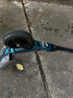 Freestyle koloběžka Longway Metro Shift Sapphire - 3