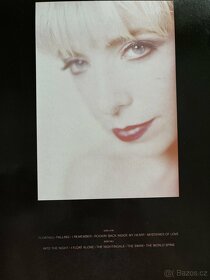 Julee Cruise - Floating Into The Night - 3
