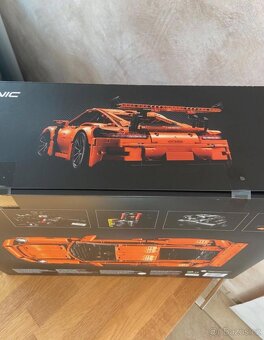 Koupím Lego Technic Porsche 911 GT3 RS - 3