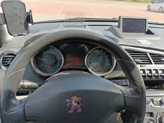 Prodám Peugeot 3008 2.0 HDI 110 kw - 3