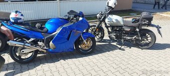 Honda 1100 cbr - 3
