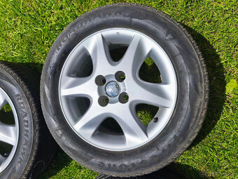 Letní sada Toyota Corolla r15 4x100 Firestone 195/60/15 - 3