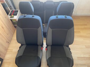 Sedadla Ford Focus mk3 - 3
