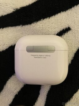 Apple AirPods 4 ANC - 3