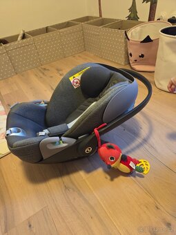 Cybex cloud ti size plus + cybex base t - 3