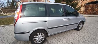 MPV Fiat Ulysse 2008 2.2 JTD 7 místné - 3