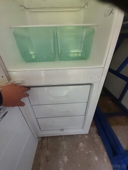 Lednice s mrazakem amica - 3