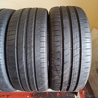Goodyear 195/40 R17 81V 2x6,5mm 2x5mm - 3