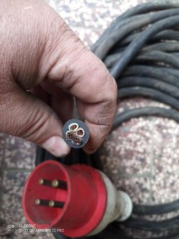 Prodlužovací připojovací kabel - 3