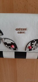 Hezká malá kabelka/crossbody originál Guess - 3