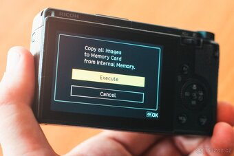 RICOH GRIII - 3