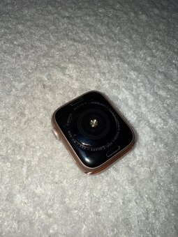 apple watch series5, 44mm rose gold - 3