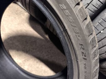 Sada zimních gum - Pirelli Sottozero 255/32 R21 - 3