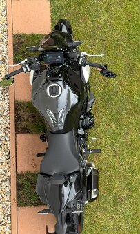 Kawasaki Z900 A2 2025 Akrapovic Záruka do 2029 - 3