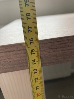 Bílý kancelářský stůl, 2 poličky, 1 šuplík - 3