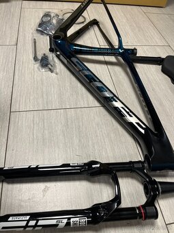 SCOTT SCALE WORLD CUP RC SL HMX 2025 velikost S + vidlice - 3