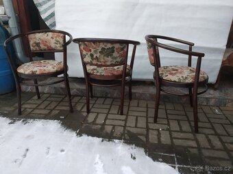 Čalouněná křesla Thonet. - 3