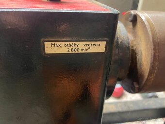 Soustruh na dřevo, československá kvalitní konstrukce - 3