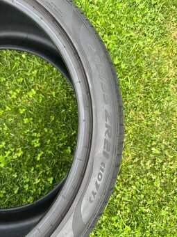 Pirelli P ZERO 295/35 R21 - 3
