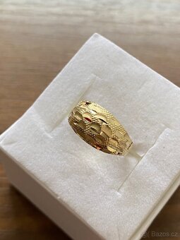 Zlatý dámský prsten - 3