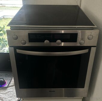 Vestavná trouba MIELE+sklokeramická deska MIELE - 3