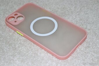 6x obaly kryty na iPhone 14 Plus - cena celkem - 3