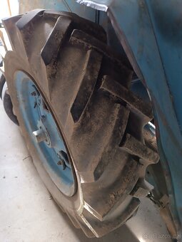 Traktor Zetor 25A - 3