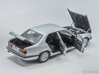 BMW E32 730i 1:18 Minichamps - 3