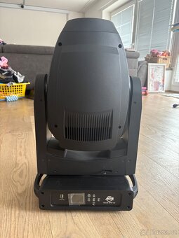 Světlo ADJ Focus 6Z - 3