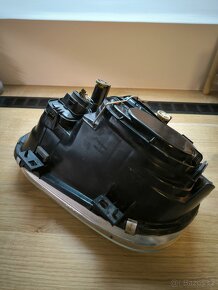 Pravé přední světlo VW Golf 4 s mlhovkou - 3