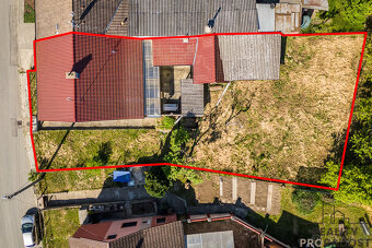Prodej rodinný dům 3+1 se dvorem a zahradou v Šardicích, RD - 3