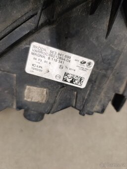 Škoda Octavia 4 (mlhovky 5E3 941 700,5E3 941 699) - 3