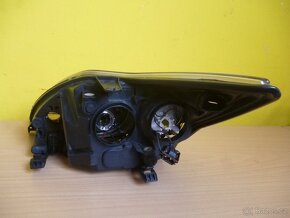 Světlomet XENON přední pravý FORD Focus II - 3