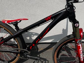 Cachet XX Dirt jump custom - 3