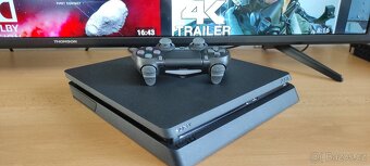PS4 slim 500GB + hra GTA5 - 3