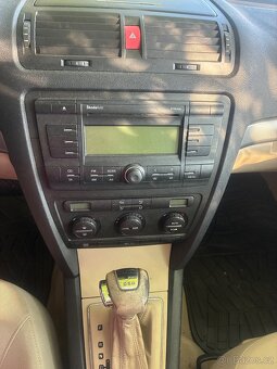 Škoda Oktavia II 1.9 TDI DSG - 3