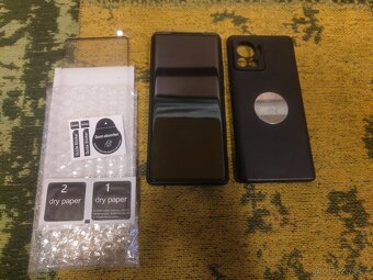 Motorola Edge 30 Ultra 12/256gb (TOP Stav) + Tvrzené sklo - 3